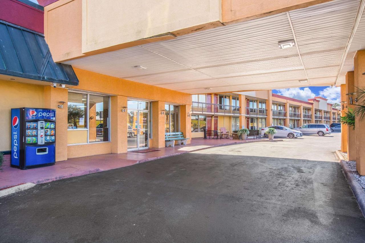 Econo Lodge Choice Hotels I 95 Savannah Gateway 24 Hour Fitness Center On Site Guest Laundry On Site Perkins Restaurant ジョージタウン エクステリア 写真