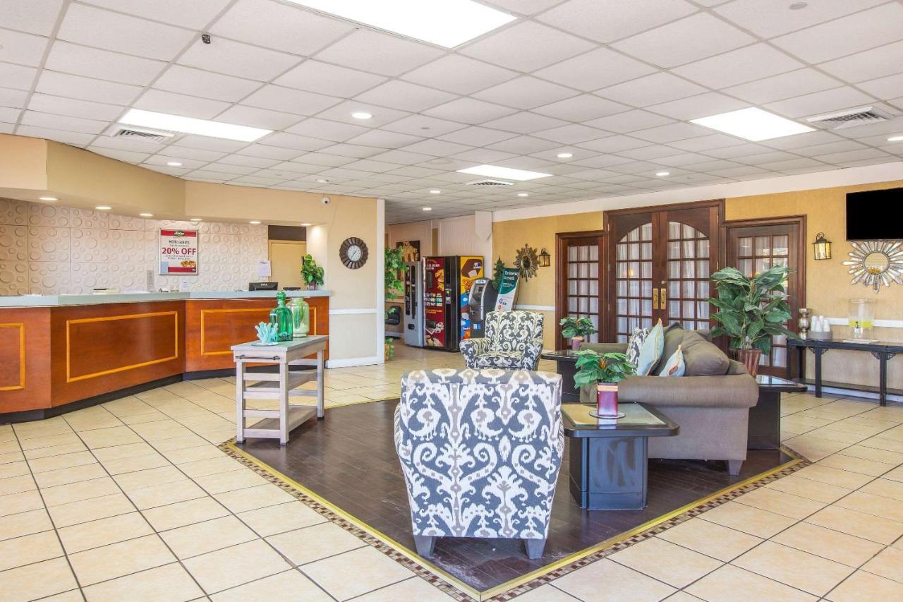 Econo Lodge Choice Hotels I 95 Savannah Gateway 24 Hour Fitness Center On Site Guest Laundry On Site Perkins Restaurant ジョージタウン エクステリア 写真