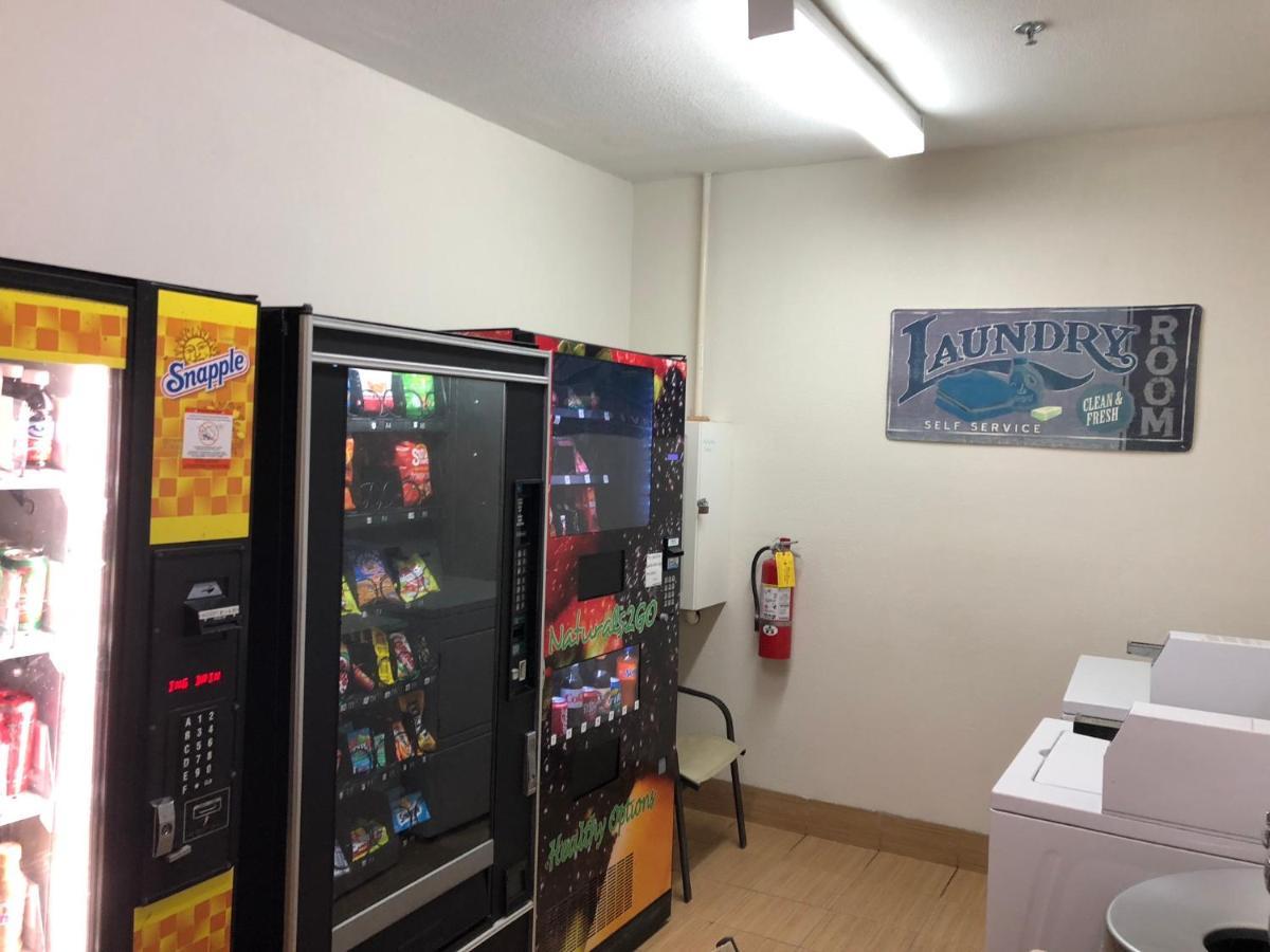 Econo Lodge Choice Hotels I 95 Savannah Gateway 24 Hour Fitness Center On Site Guest Laundry On Site Perkins Restaurant ジョージタウン エクステリア 写真